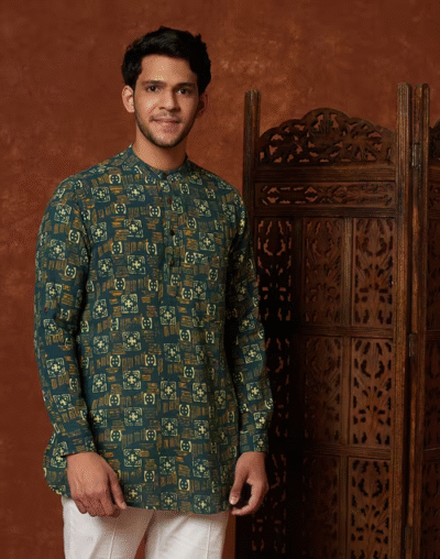 Green Cotton Printed Slim Fit Short Kurta